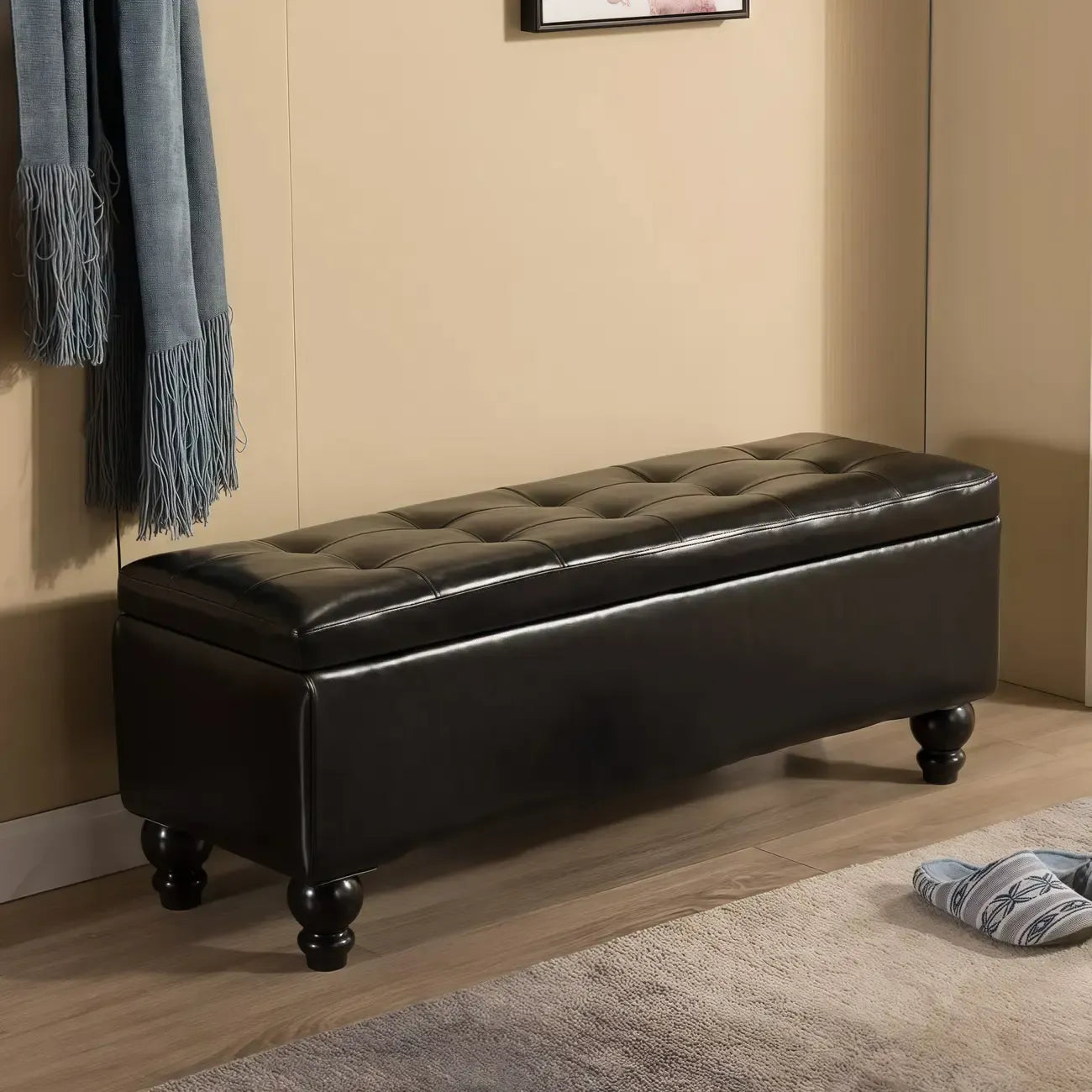 Banc d'entrée moderne avec couvercle rabattable et rangement en similicuir