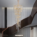 Lustre élégant en cristal doré à effet cascade pour cage d'escalier