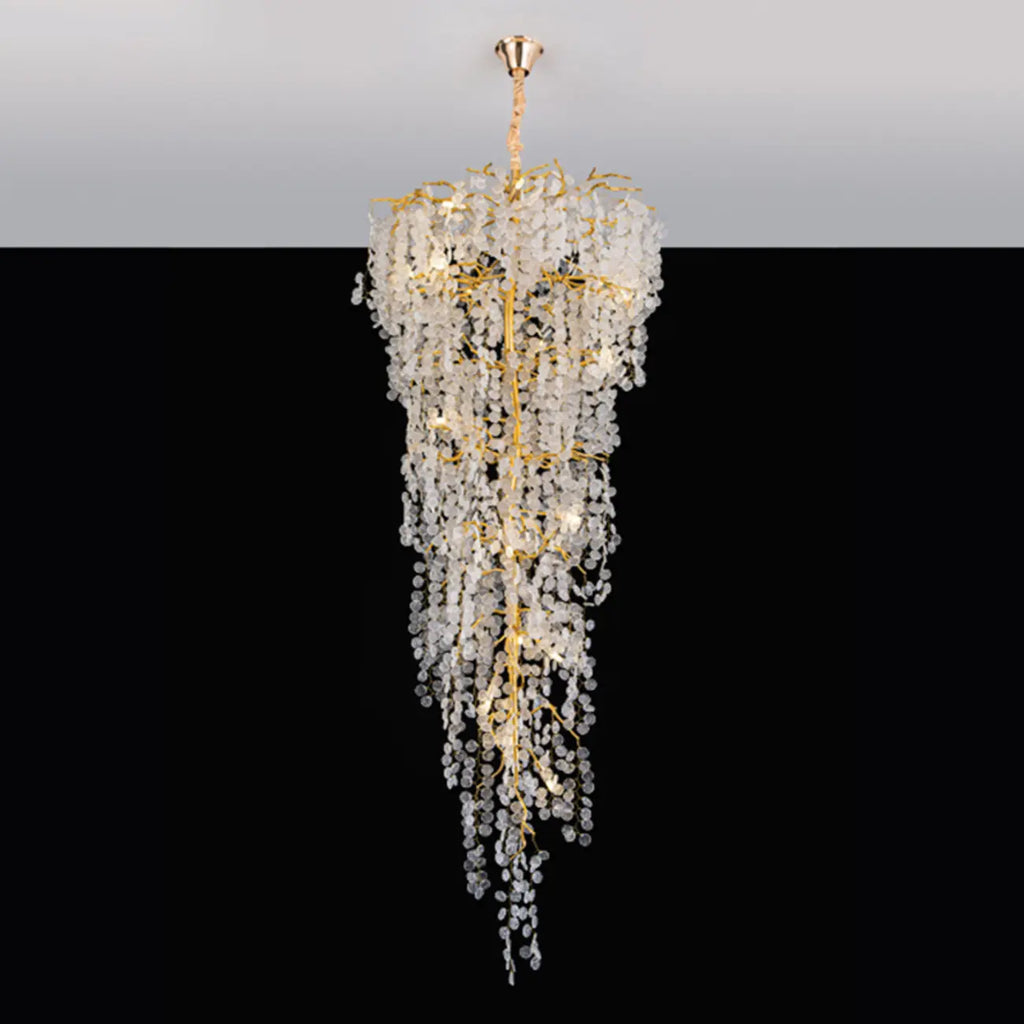 Lustre élégant en cristal doré à effet cascade pour cage d'escalier