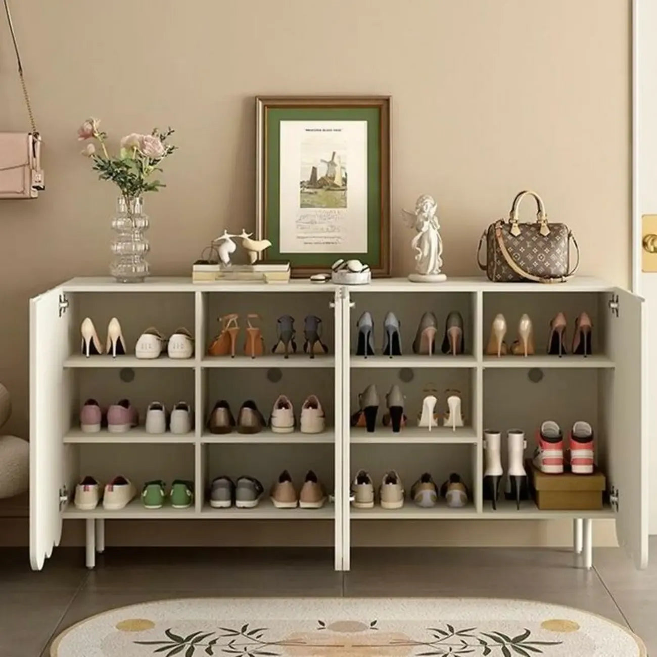 Armoire à chaussures d'entrée en bois blanc cannelé