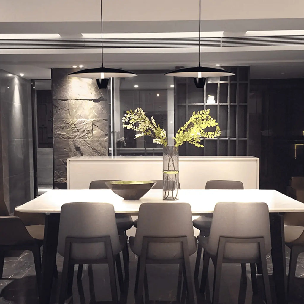 Suspension LED moderne en métal noir pour îlot de cuisine