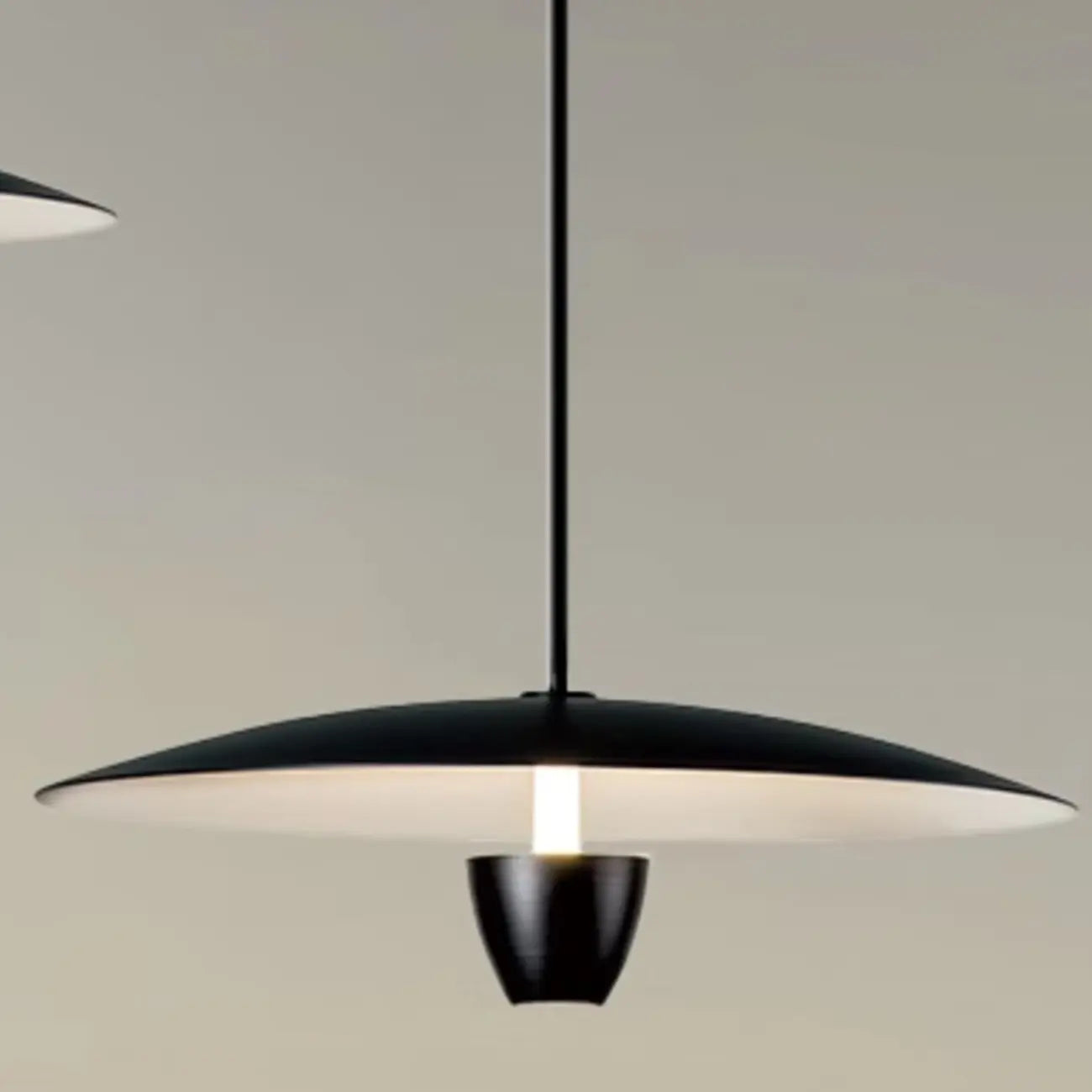 Suspension LED moderne en métal noir pour îlot de cuisine