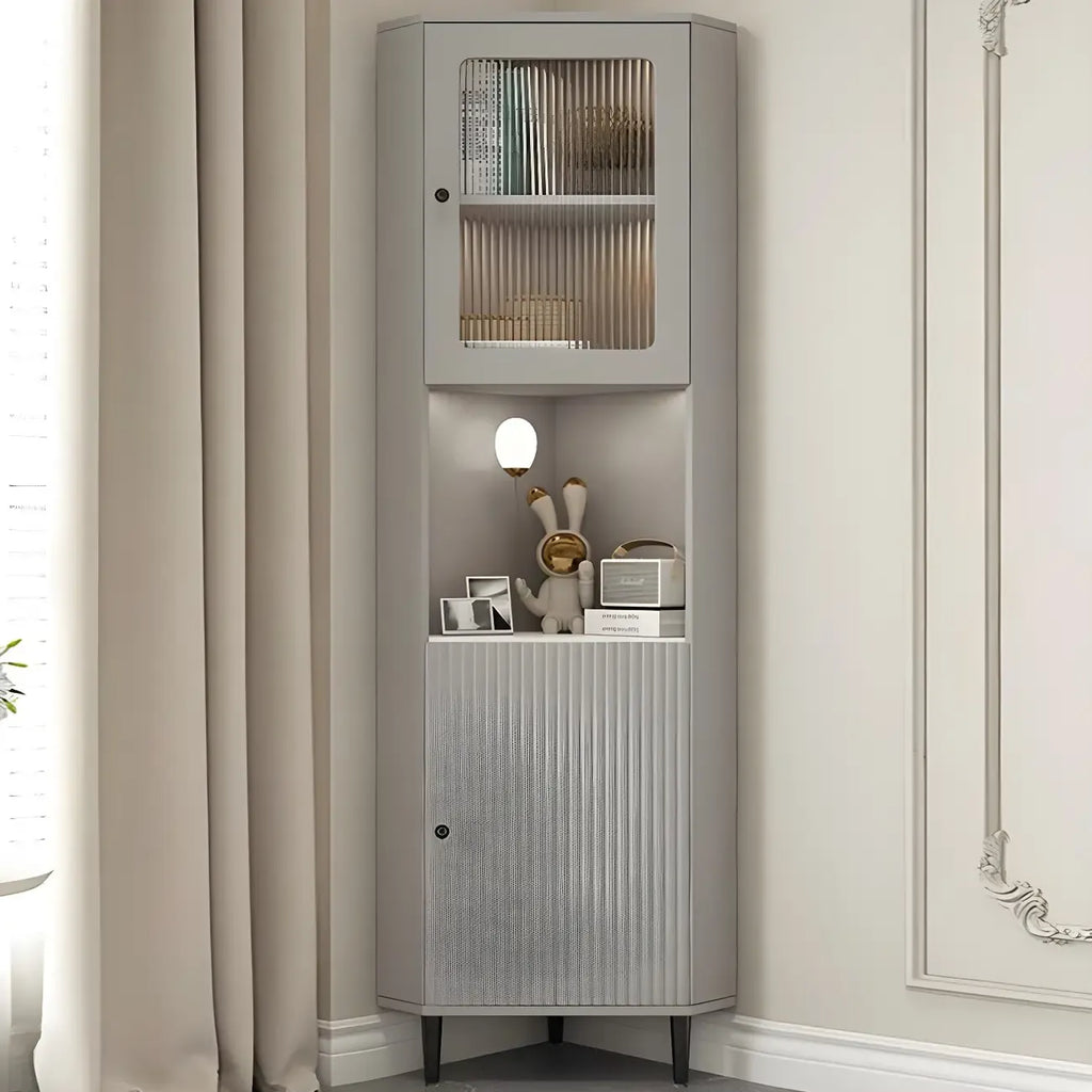 Élégant meuble d'angle en bois et verre à rayures avec plateau en faux marbre