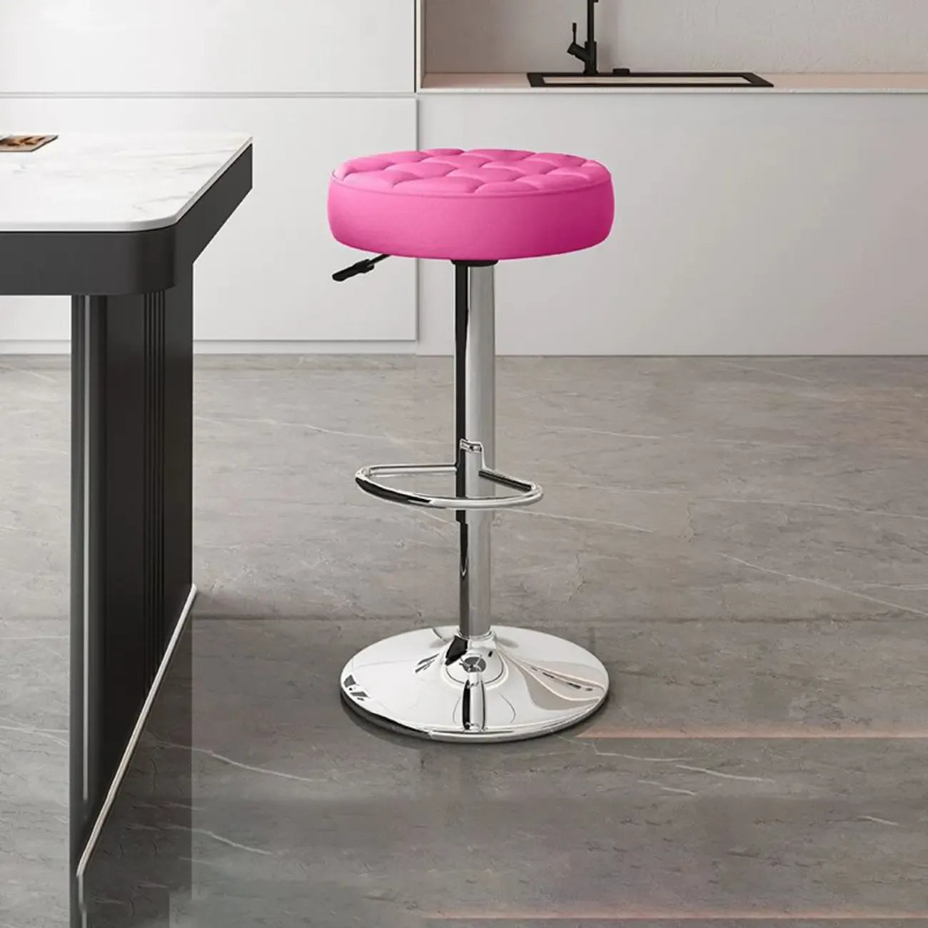 Tabourets de bar pivotants réglables revêtus de cuir