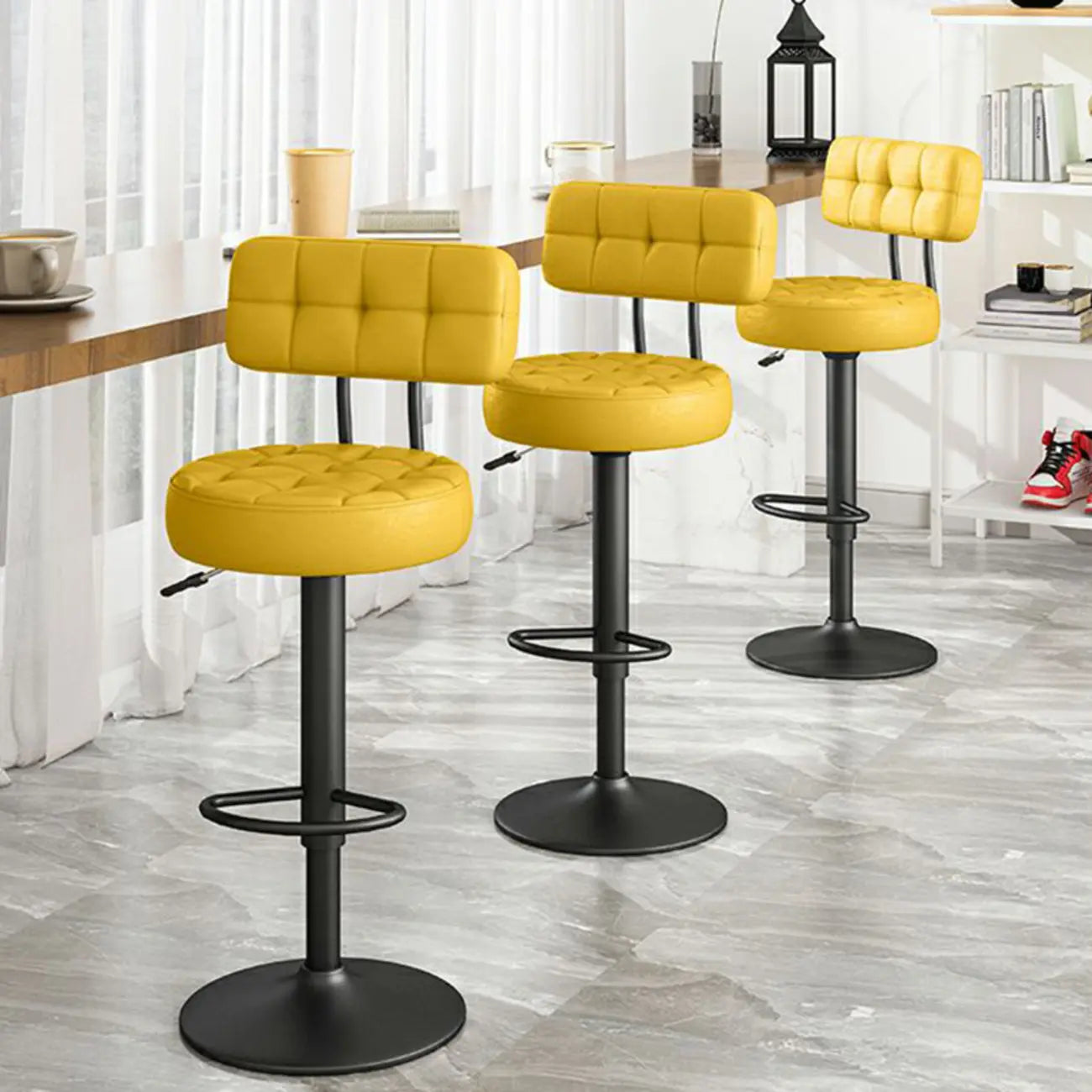 Tabourets de bar pivotants réglables revêtus de cuir