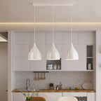 Lampada a sospensione a isola a 3 luci moderna in metallo bianco a forma di cono per cucina