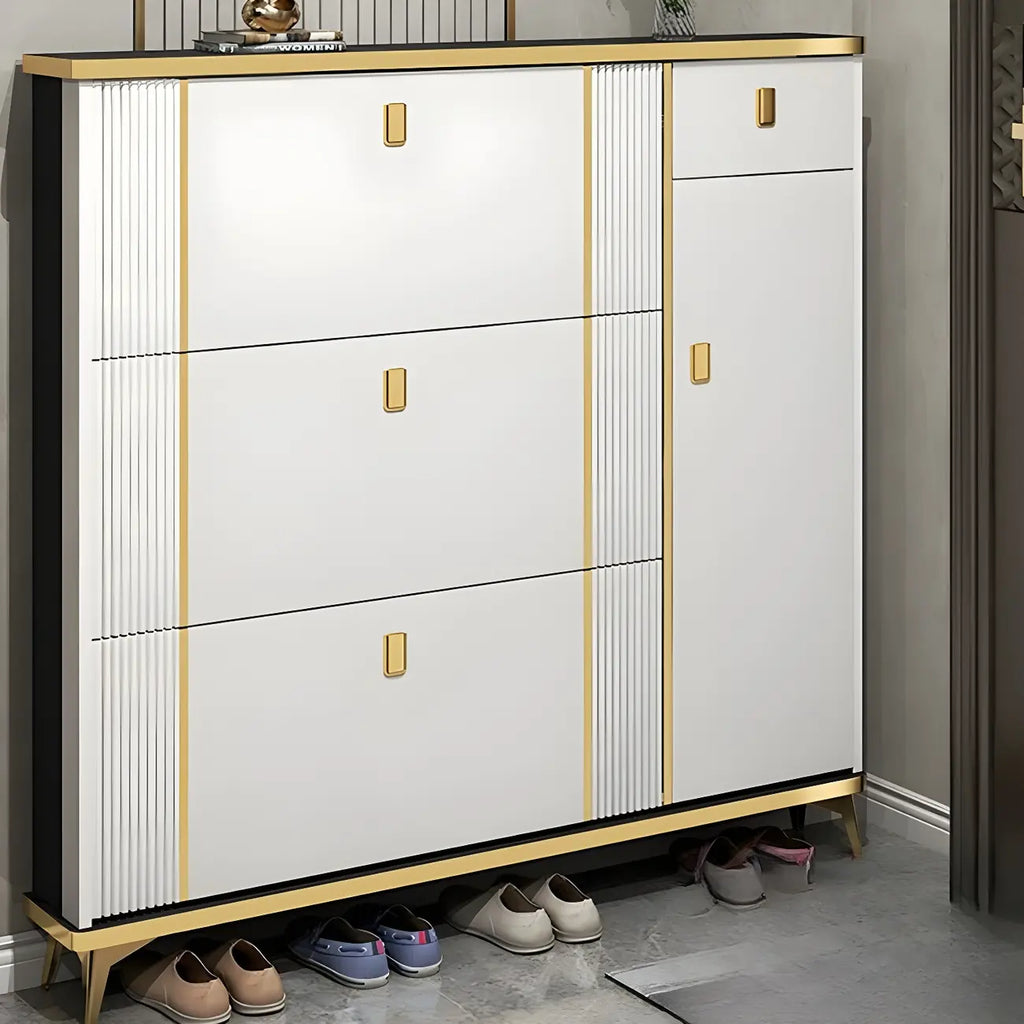 Grand meuble à chaussures d'entrée en bois gris avec finitions dorées
