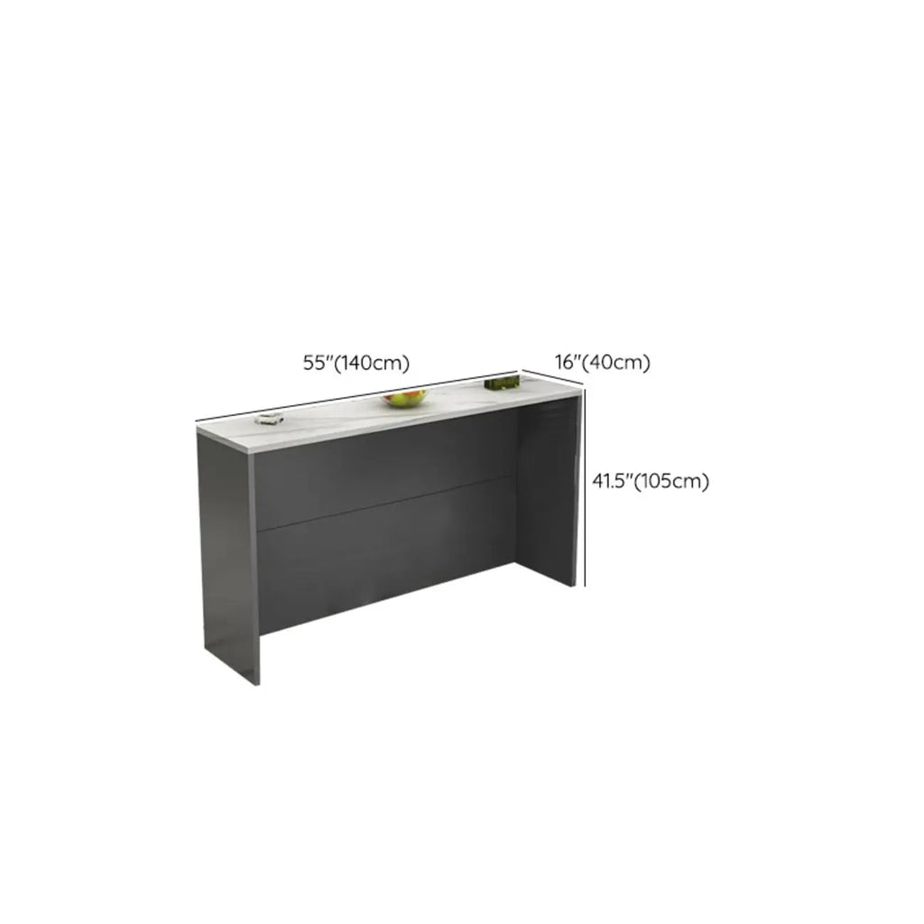 Table de bar élégante avec plateau en pierre et bois pour salon