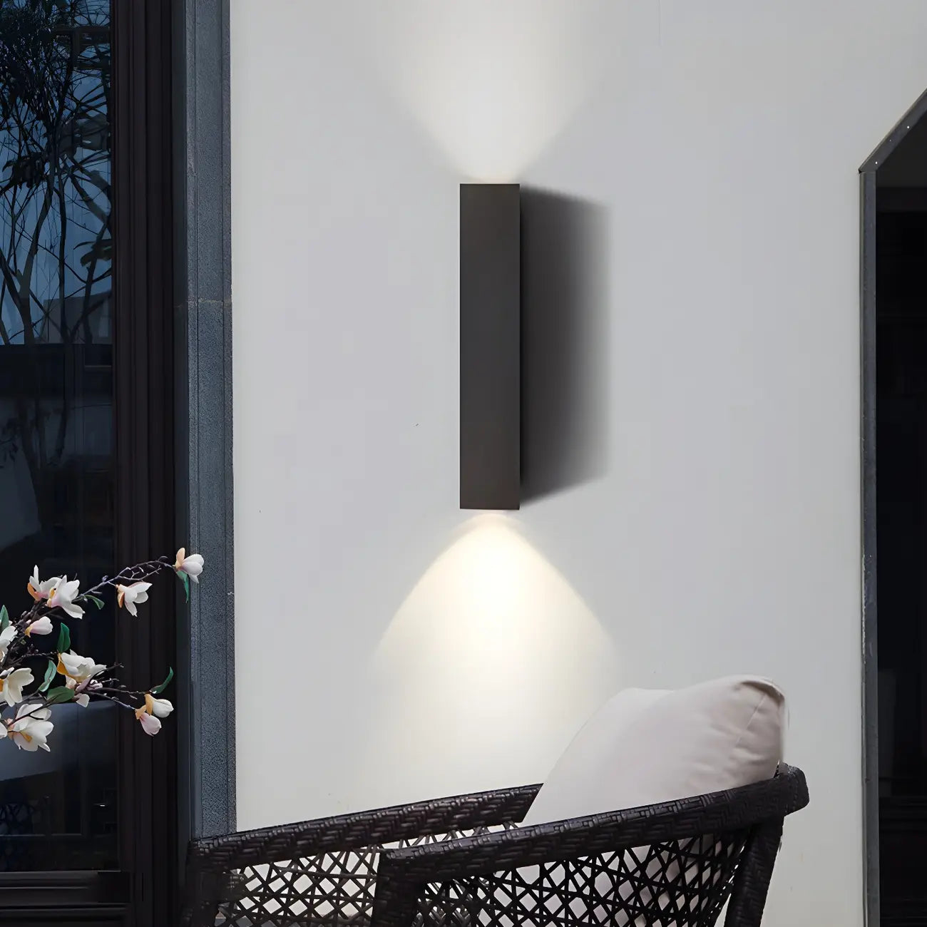 Applique murale moderne noire à 2 lumières (éclairage haut et bas) pour intérieur