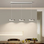 Suspension moderne argentée pour îlot de cuisine, à intensité variable et LED, idéale pour la cuisine.