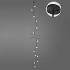 Lustre moderne doré à branches, globe en verre et tige de suspension pour escalier