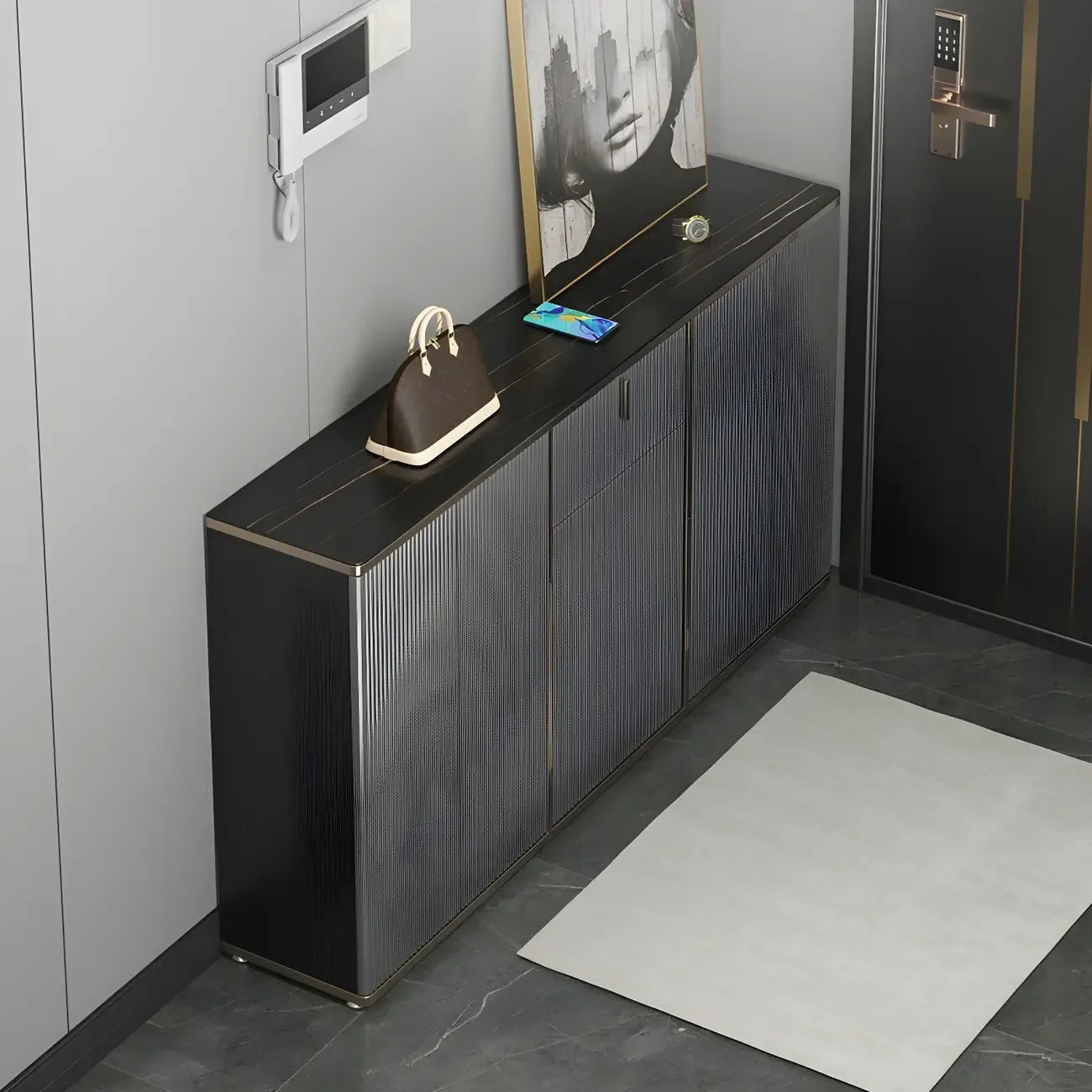 Grand meuble à chaussures d'entrée, porte grise texturée, pieds en métal