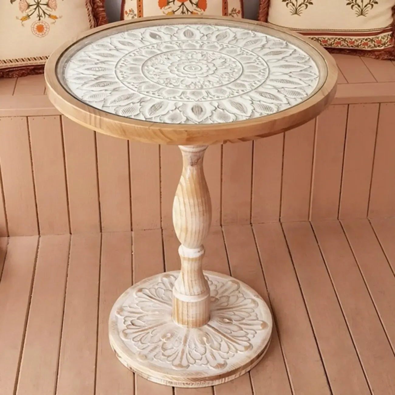Table d'appoint ronde rétro en bois clair pour salon