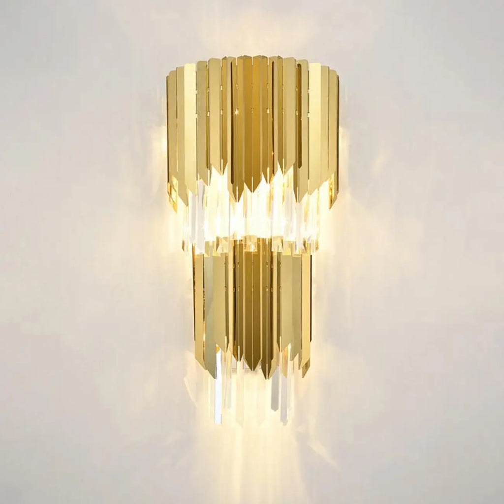 Applique murale moderne à plusieurs niveaux en métal doré et cristal brillant