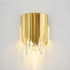 Applique murale moderne à plusieurs niveaux en métal doré et cristal brillant