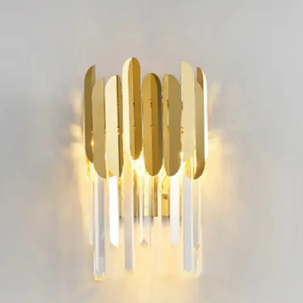 Applique murale moderne à plusieurs niveaux en métal doré et cristal brillant