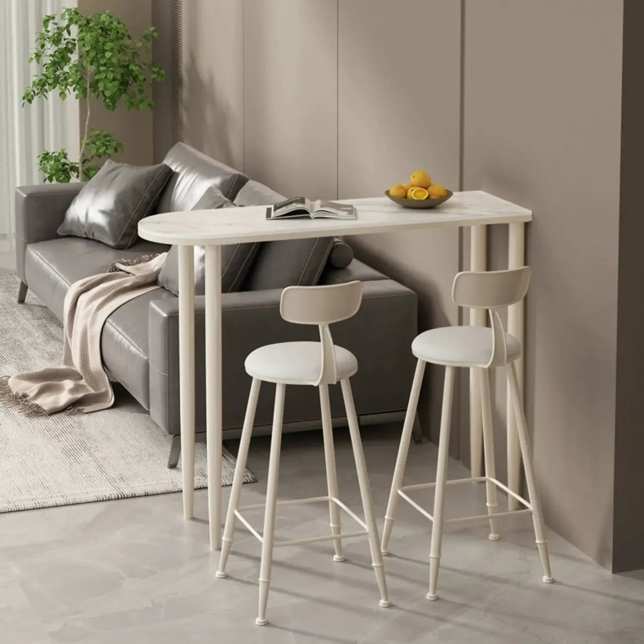 Table de bar moderne aux formes libres avec plateau en pierre blanche et structure en fer
