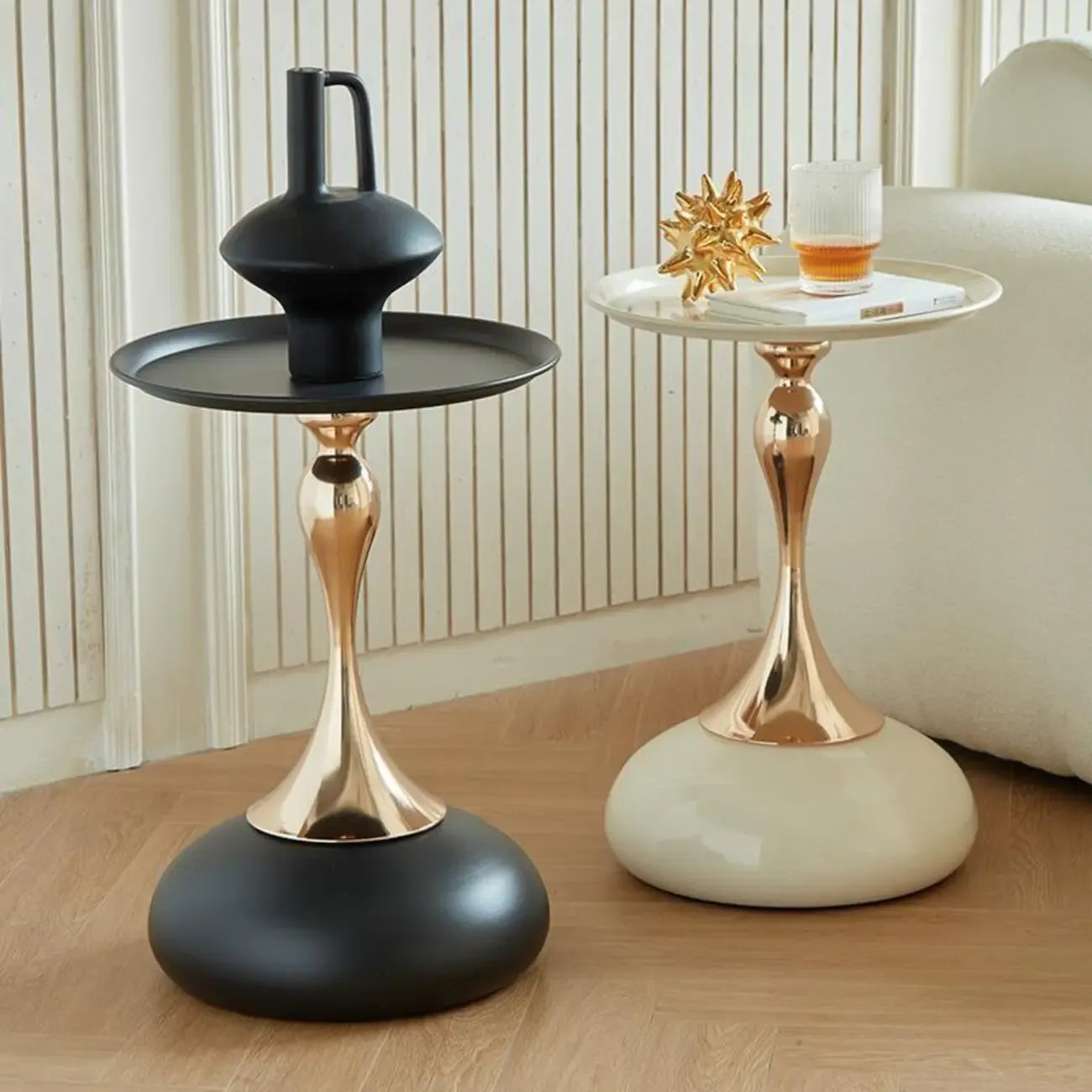 Table d'appoint ronde élégante en acier inoxydable noir