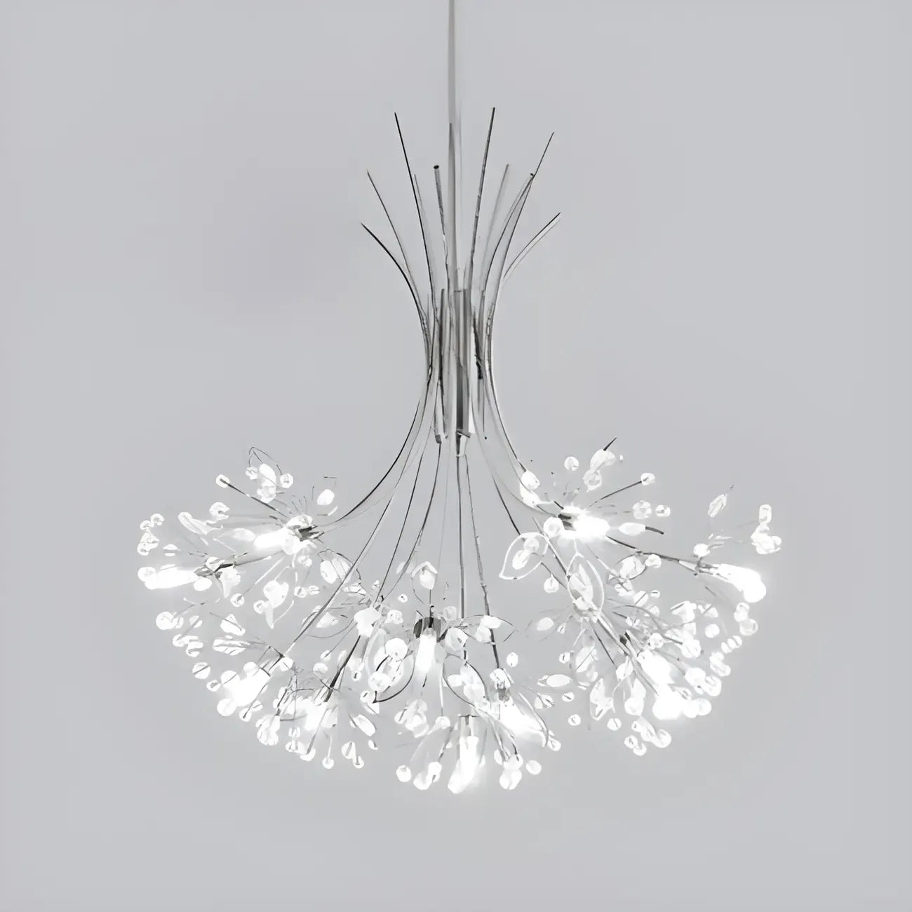 Lustre moderne en métal noir avec bouquet de cristaux et LED