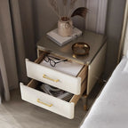 Table de chevet à deux tiroirs avec plateau métallisé or et blanc glamour