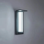 Applique murale extérieure moderne à LED avec abat-jour triangulaire