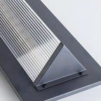 Applique murale extérieure moderne à LED avec abat-jour triangulaire