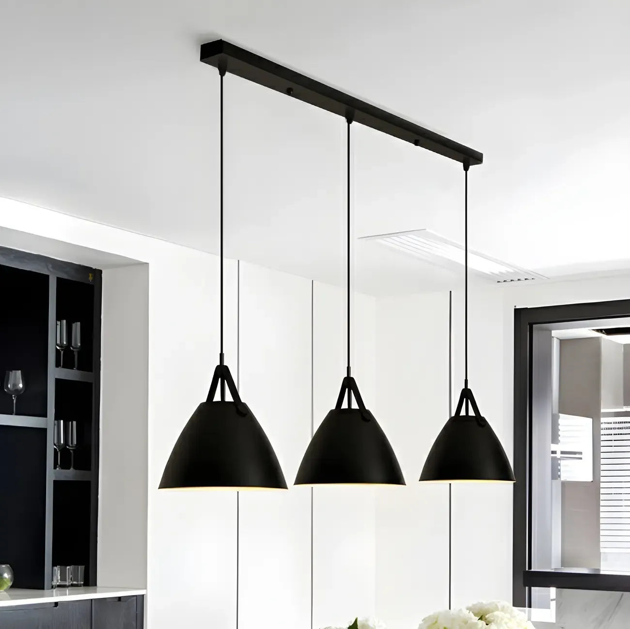 Suspension moderne en métal noir réglable pour îlot de cuisine