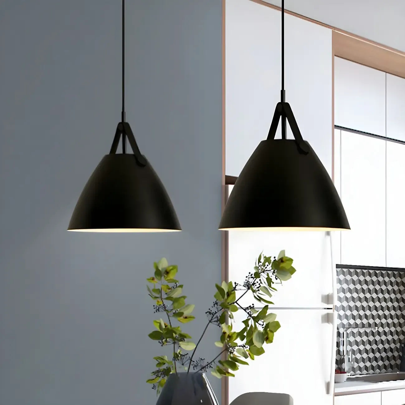 Suspension moderne en métal noir réglable pour îlot de cuisine