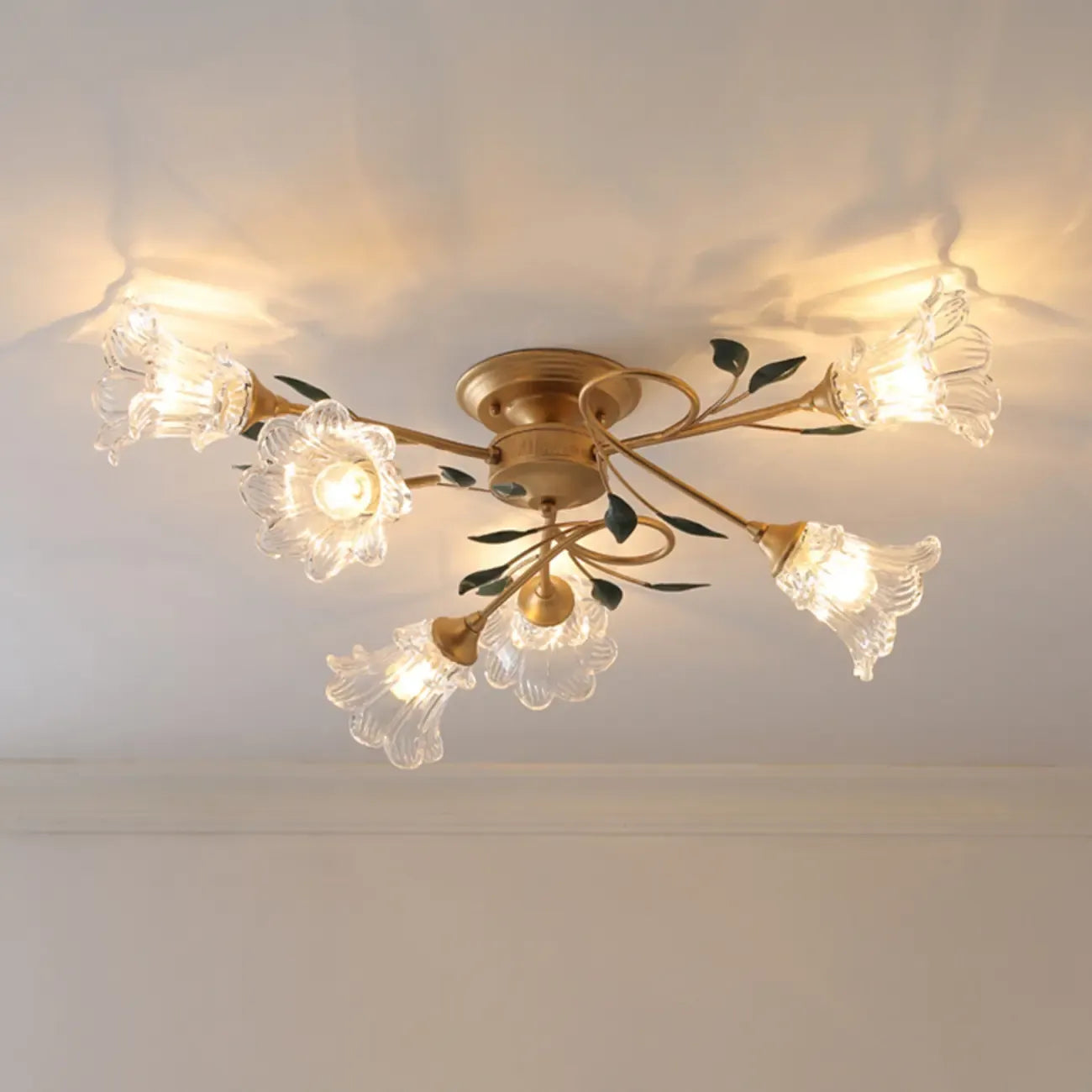 Plafonnier LED semi-encastré de luxe en verre à motif floral pour intérieur