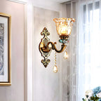 Applique murale élégante en laiton avec abat-jour en cristal pour couloir