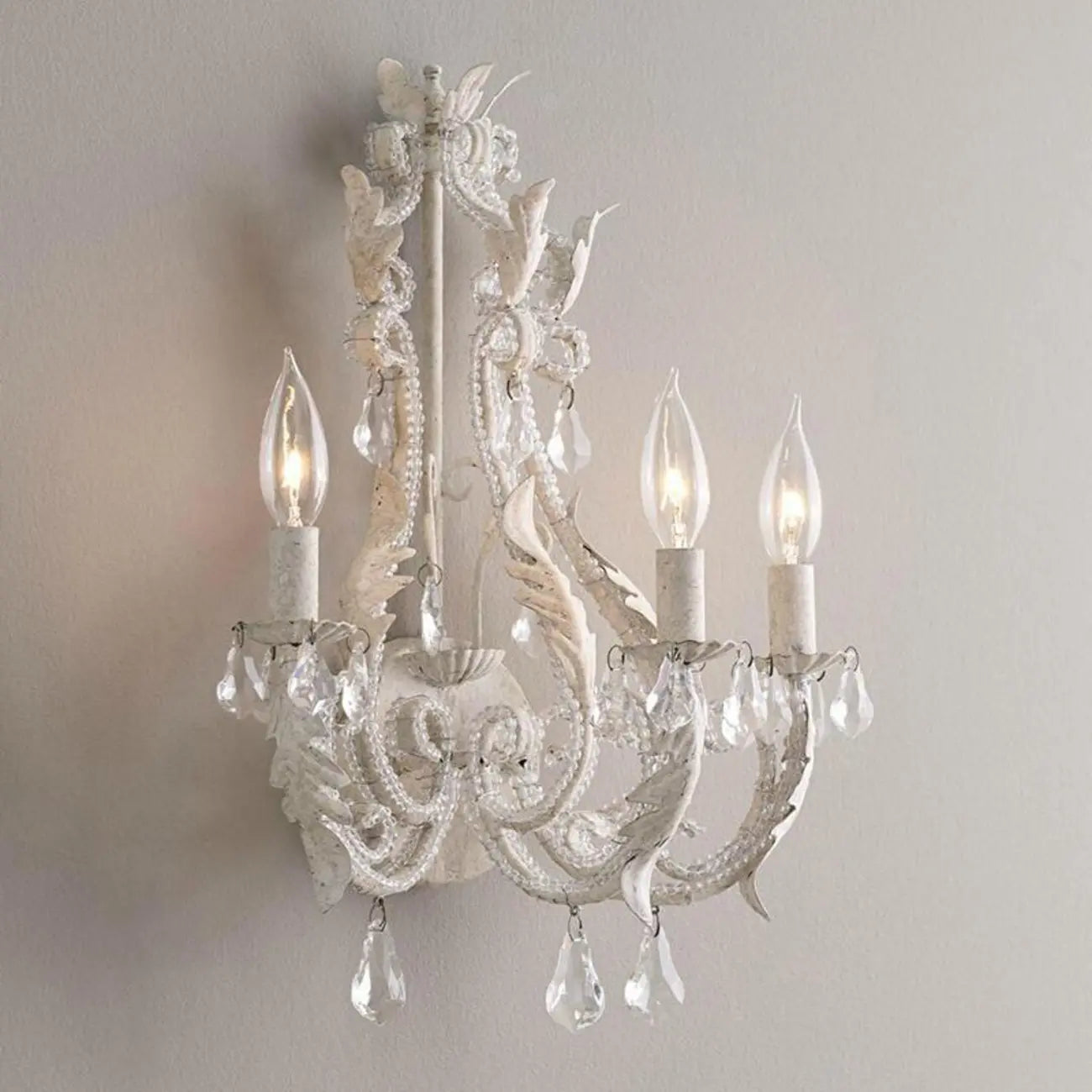 Applique murale en cristal vintage ornée de style candélabre, style milieu du siècle