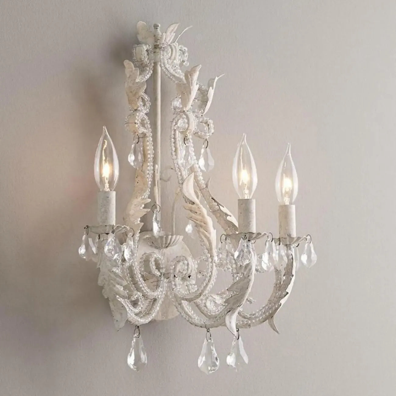 Applique murale en cristal vintage ornée de style candélabre, style milieu du siècle