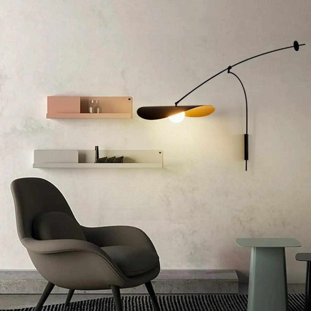Applique murale élégante en métal noir avec bras articulé pour éclairage d'ambiance