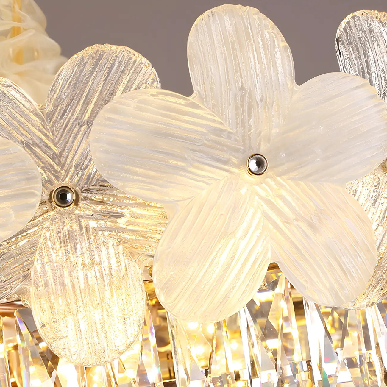 Lustre élégant en cristal à fleurs dorées avec LED pour salon