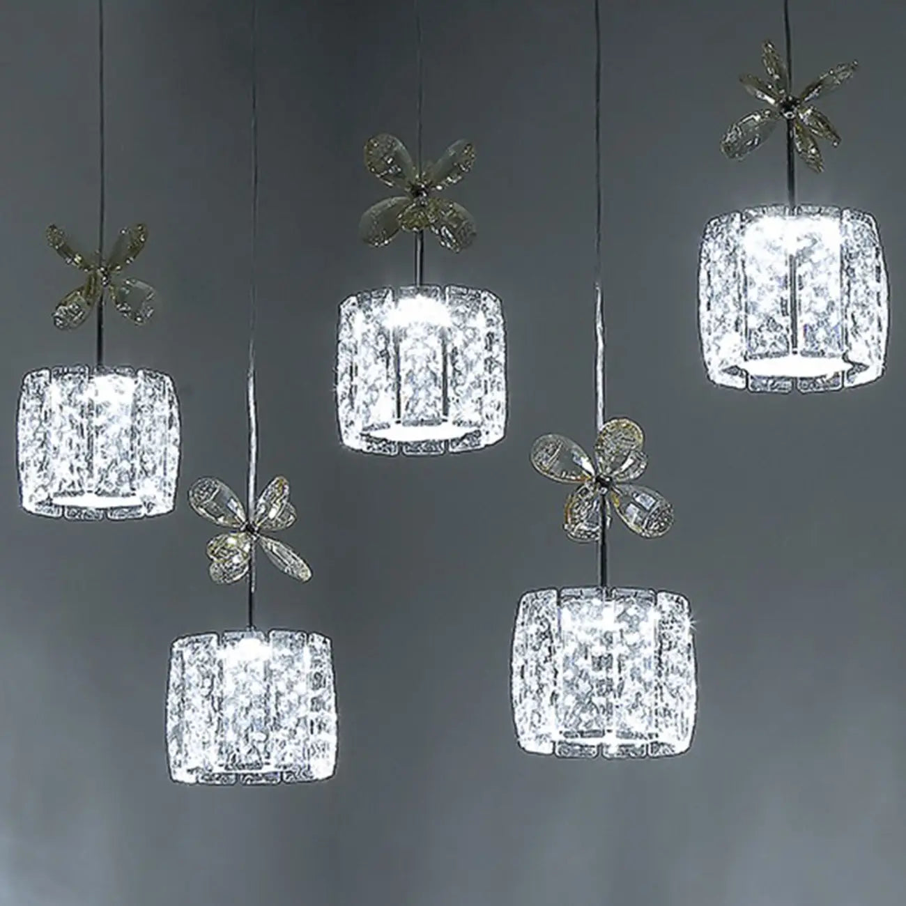 Suspension élégante et moderne en cristal pour îlot de cuisine