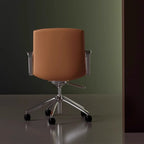 Chaise de bureau moderne en cuir avec accoudoirs pivotants réglables