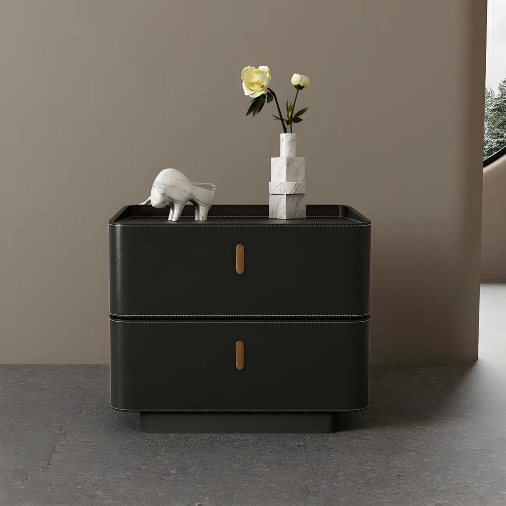 Table de chevet moderne à 2 tiroirs avec plateau en similicuir noir et revêtement en bois