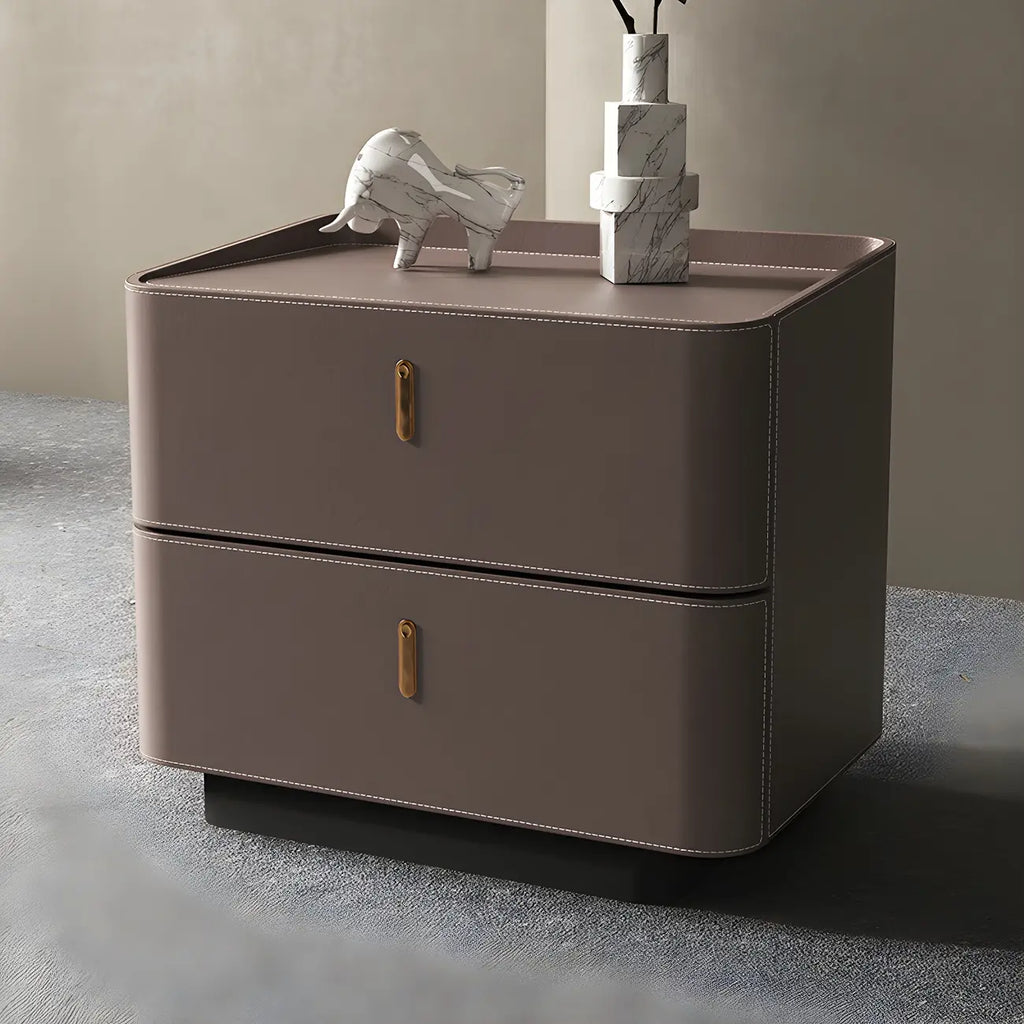 Table de chevet moderne à 2 tiroirs avec plateau en similicuir noir et revêtement en bois
