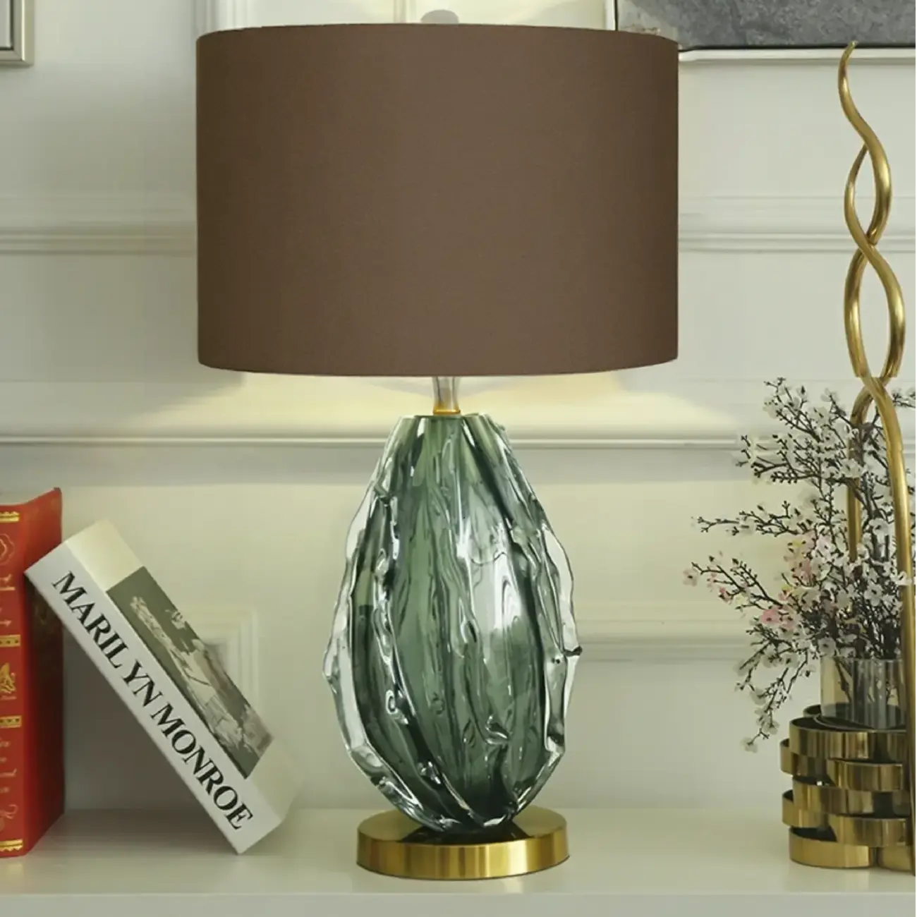 Lampe de table moderne en verre vert avec forme en tissu