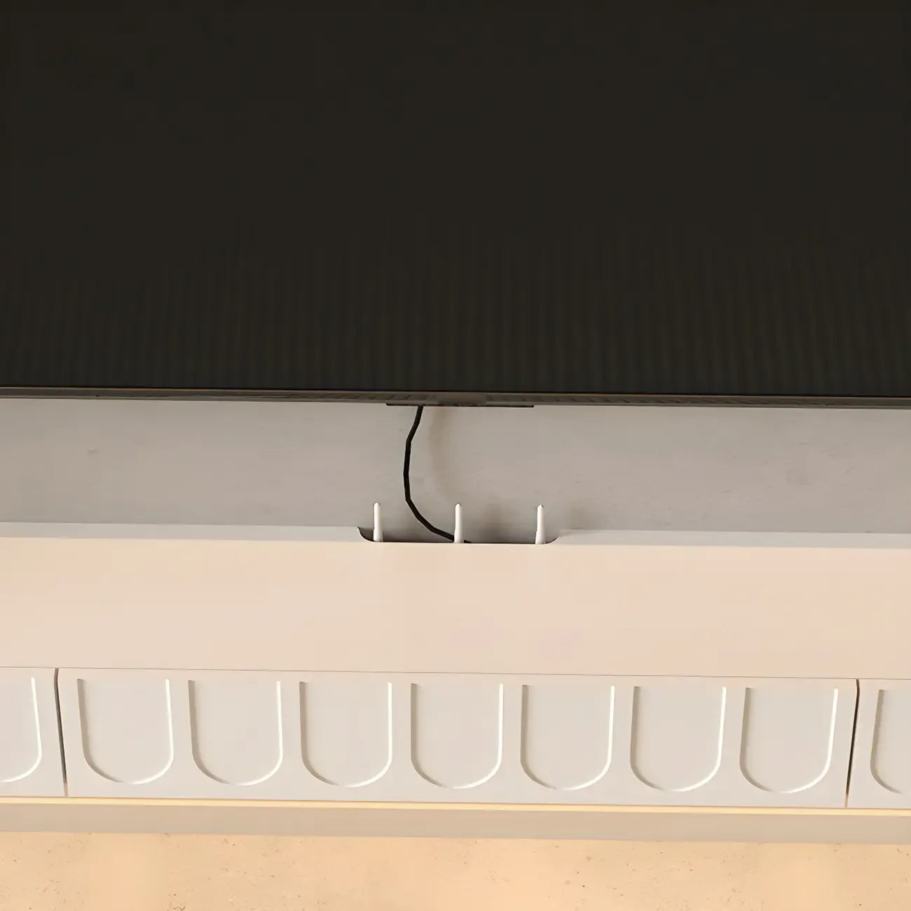 Mobile TV galleggiante a U da 65" in legno bianco con armadietto