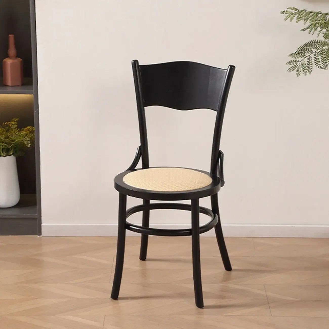 Chaise de salle à manger ronde en bois de style moderne du milieu du siècle