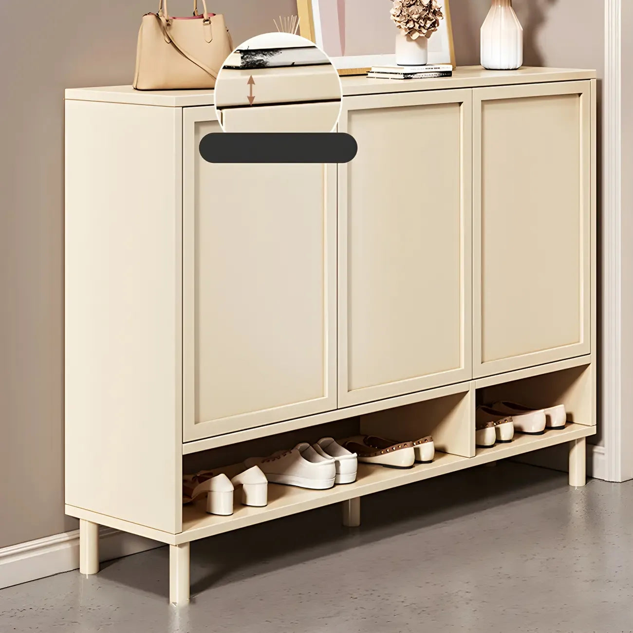 Meuble à chaussures en bois blanc crème avec étagère à chaussures