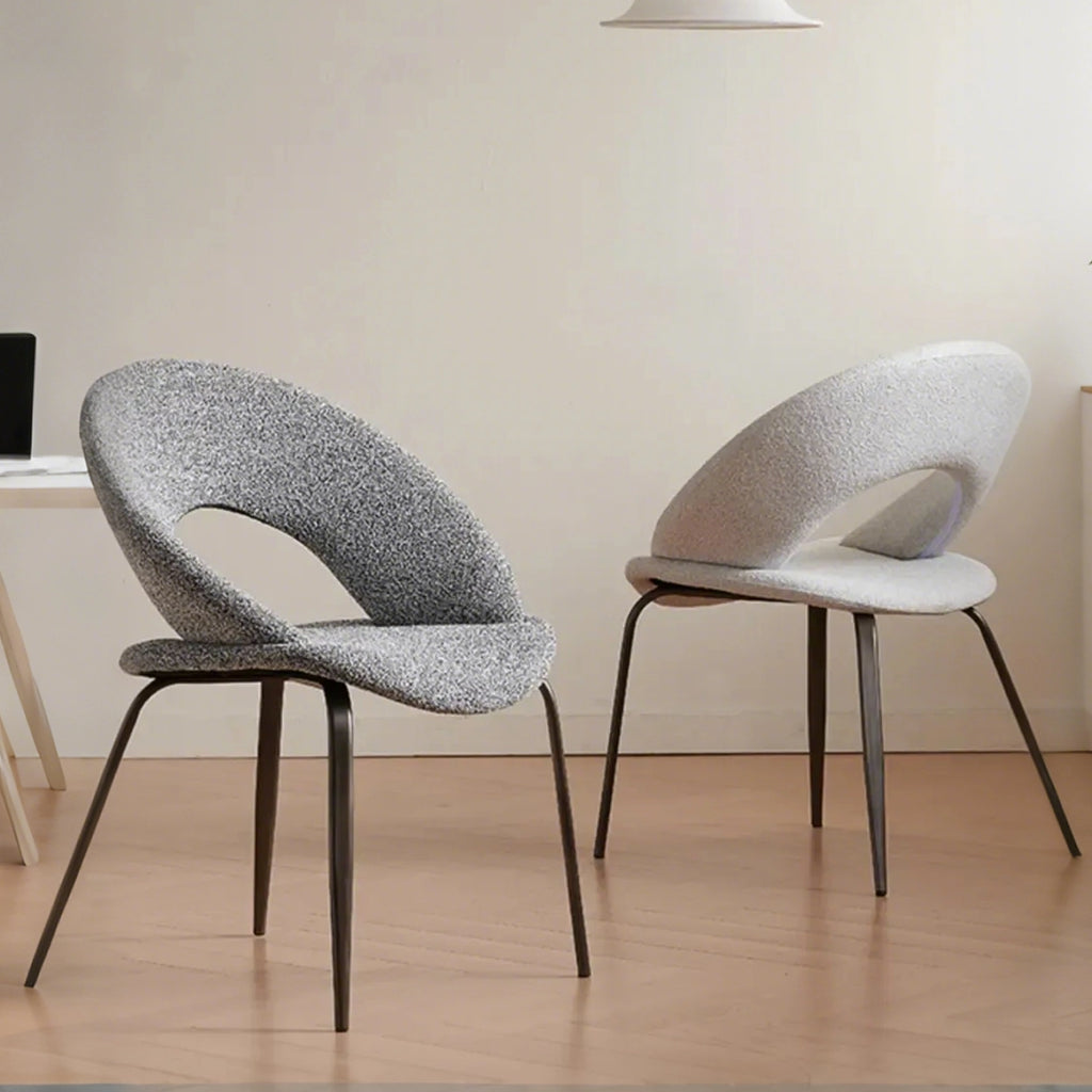 Chaise de salle à manger moderne du milieu du siècle en lin avec pieds en acier