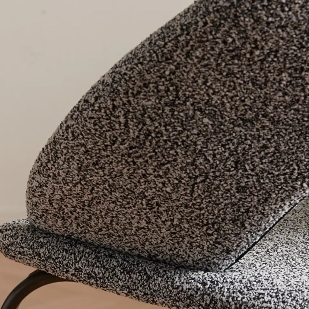 Chaise de salle à manger moderne du milieu du siècle en lin avec pieds en acier