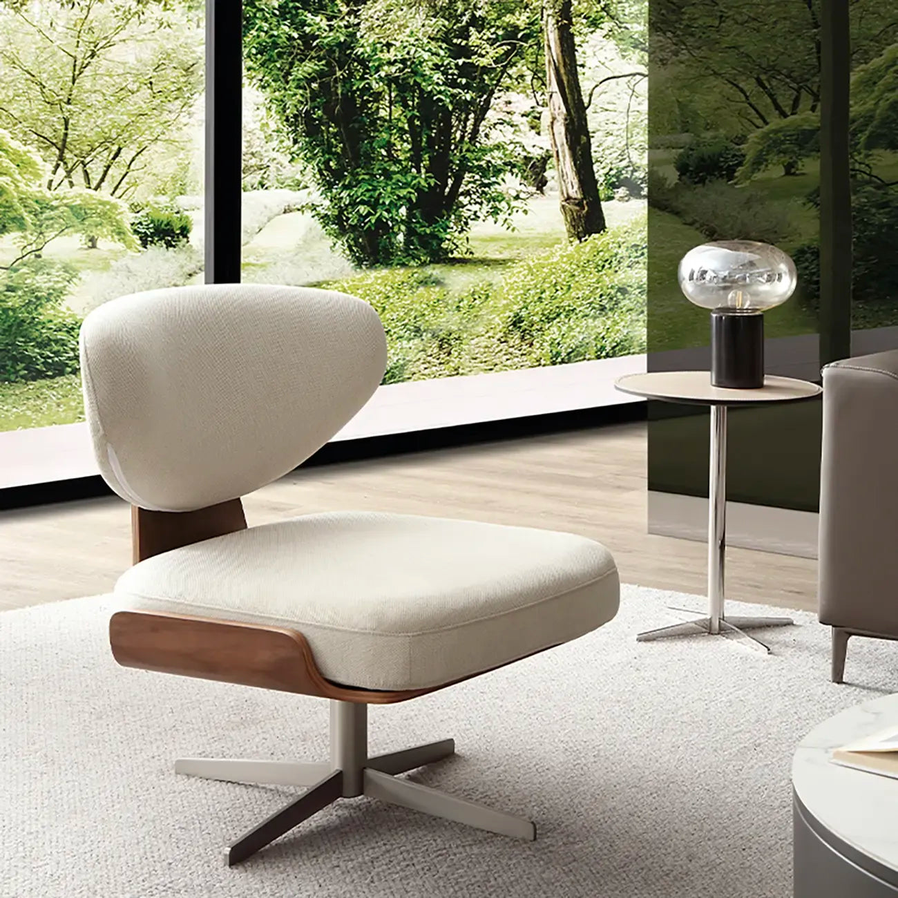Fauteuil pivotant moderne en lin avec piètement en métal