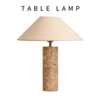 Lampe de table élégante avec base en marbre beige et abat-jour en tissu
