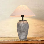 Lampe de table moderne en céramique grise avec abat-jour en tissu