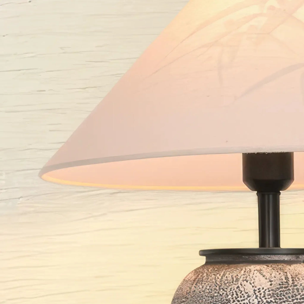 Lampe de table moderne en céramique grise avec abat-jour en tissu