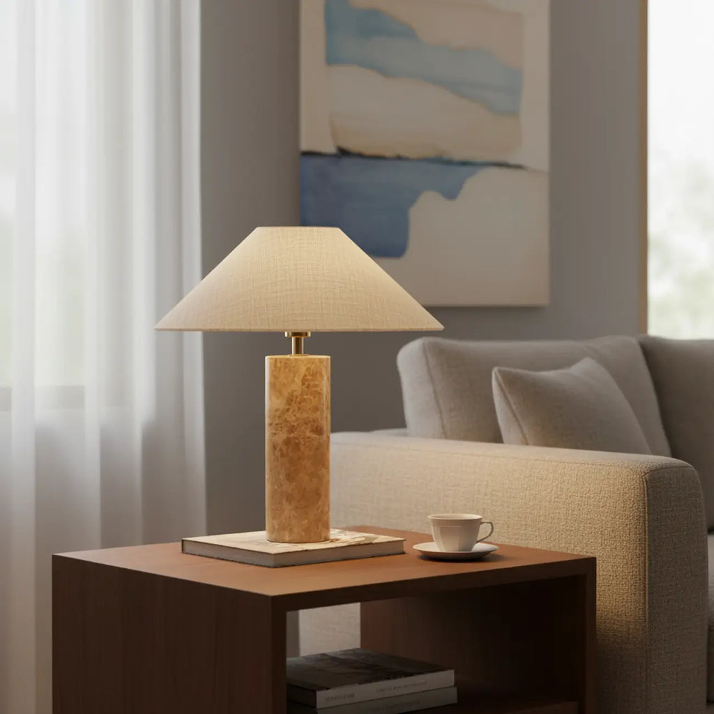 Lampe de table élégante avec base en marbre beige et abat-jour en tissu