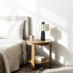 Lampe de table moderne en fer avec LED et abat-jour plissé